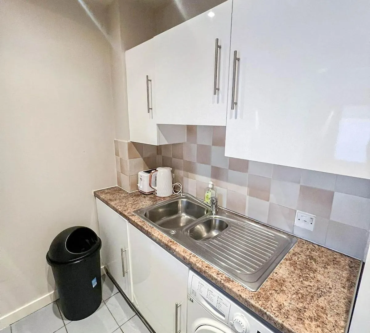 Stunning 1-Bedroom Flat In Canary Wharf Free Parking Near London Museum United Kingdom