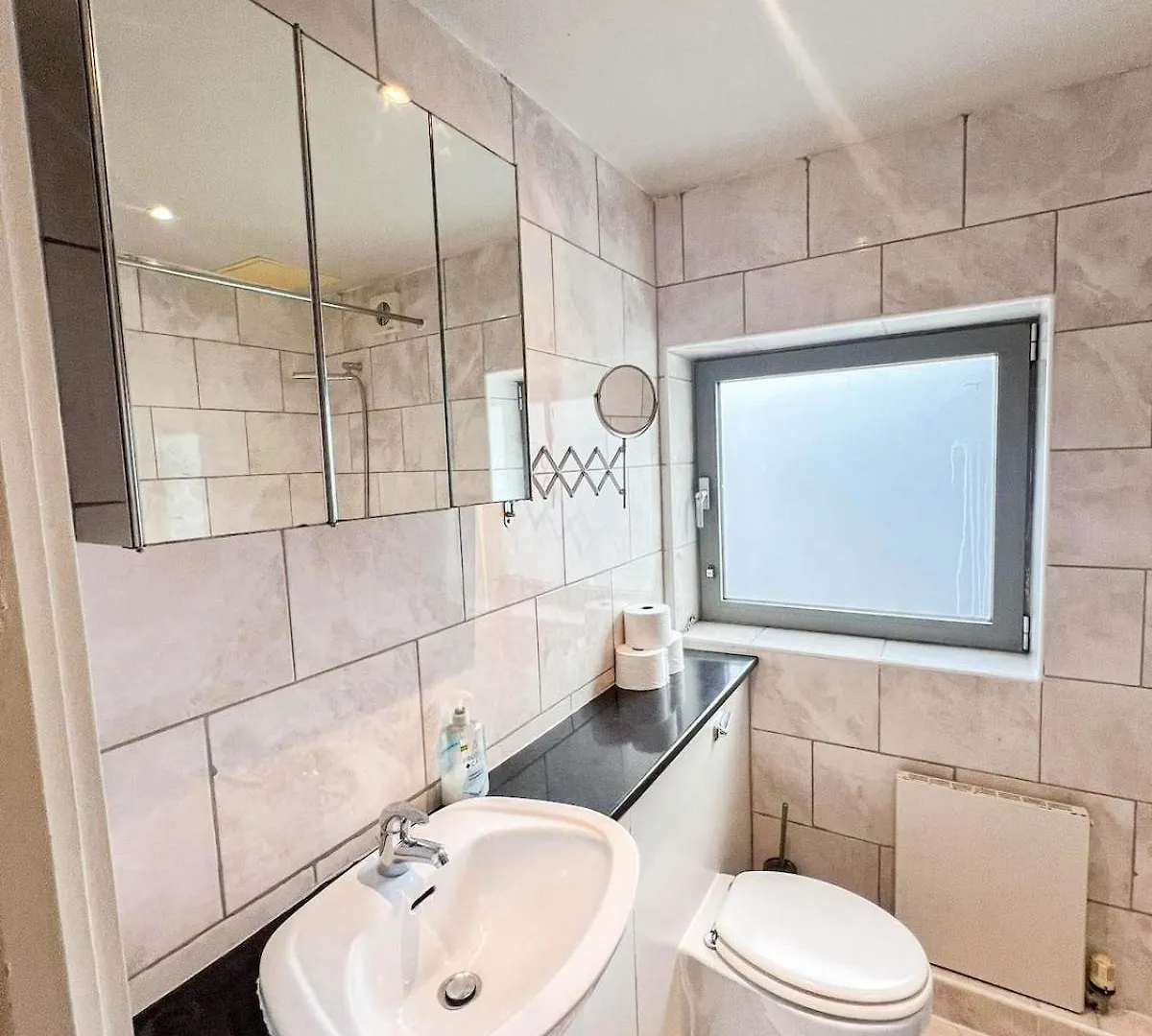 Apartment Stunning 1-Bedroom Flat In Canary Wharf Free Parking Near London Museum United Kingdom